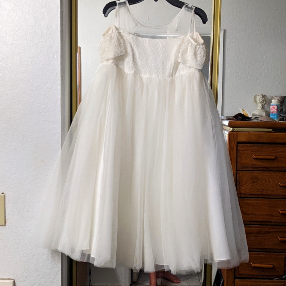 Flower girl dress